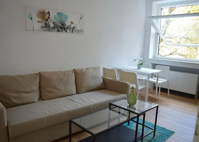 Ruettenscheid, Messe, Uni, Station Daire *